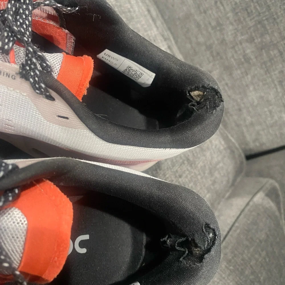 On cloud cloud monster Running Shoes - Picture 8 of 9